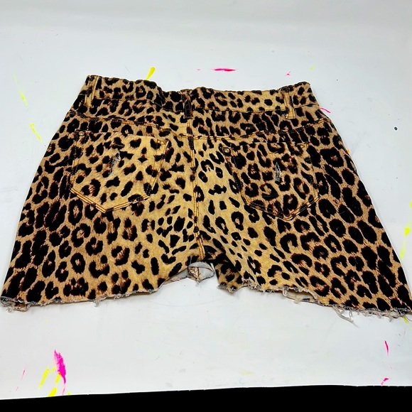 RAWR!! Let the cat out! - Picture 2 of 4